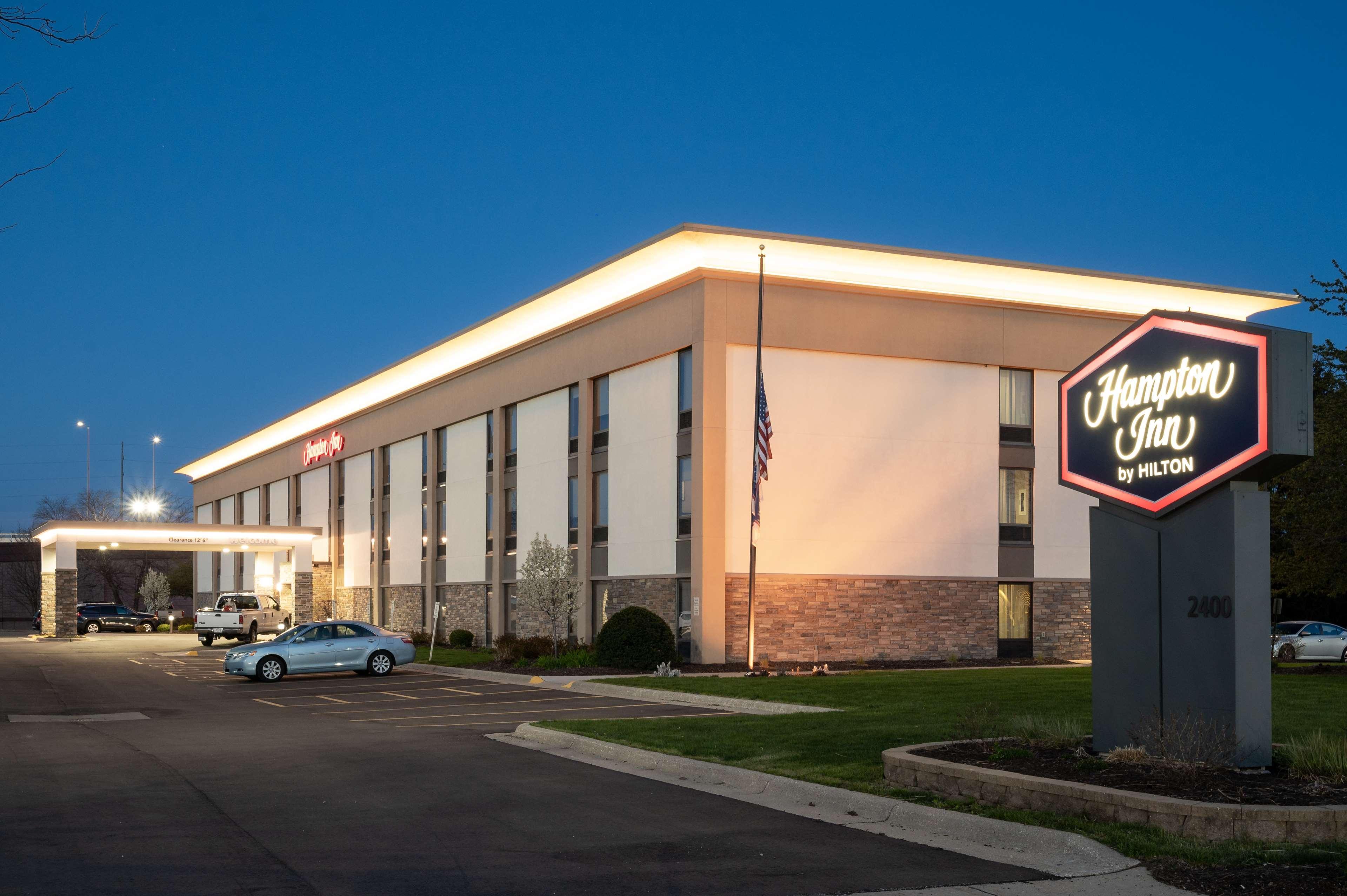 Hampton Inn Janesville Εξωτερικό φωτογραφία