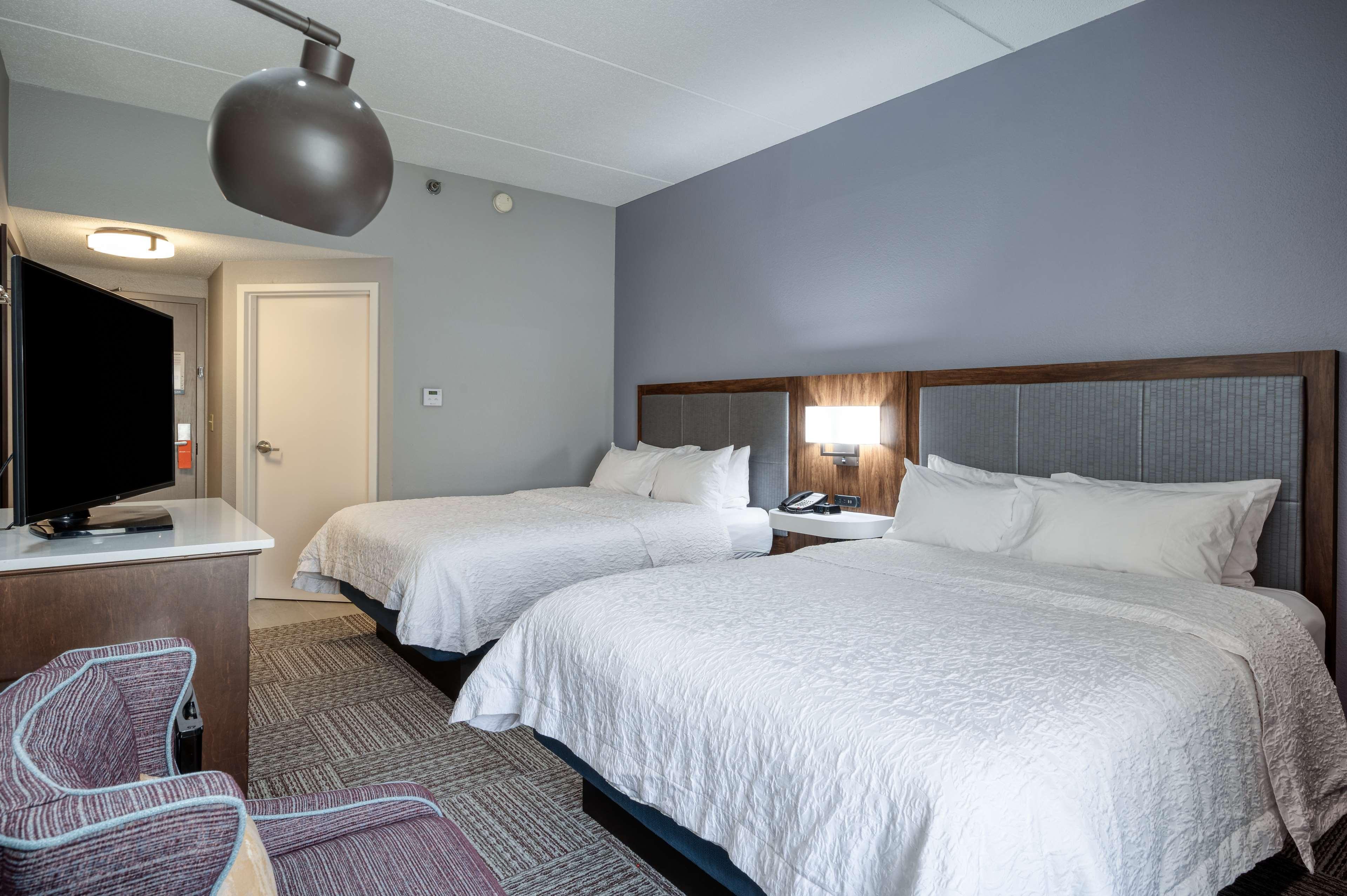 Hampton Inn Janesville Εξωτερικό φωτογραφία