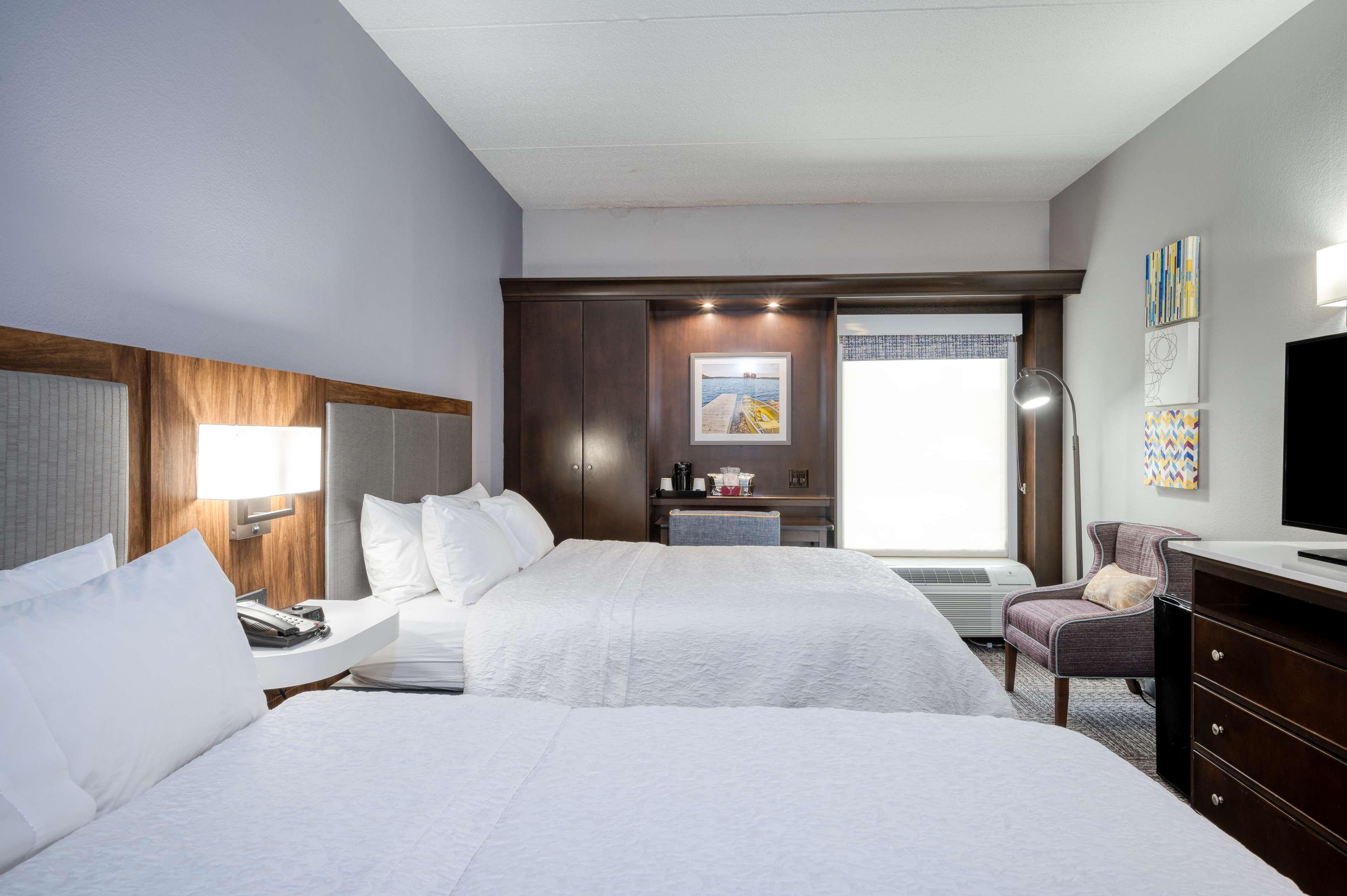 Hampton Inn Janesville Εξωτερικό φωτογραφία