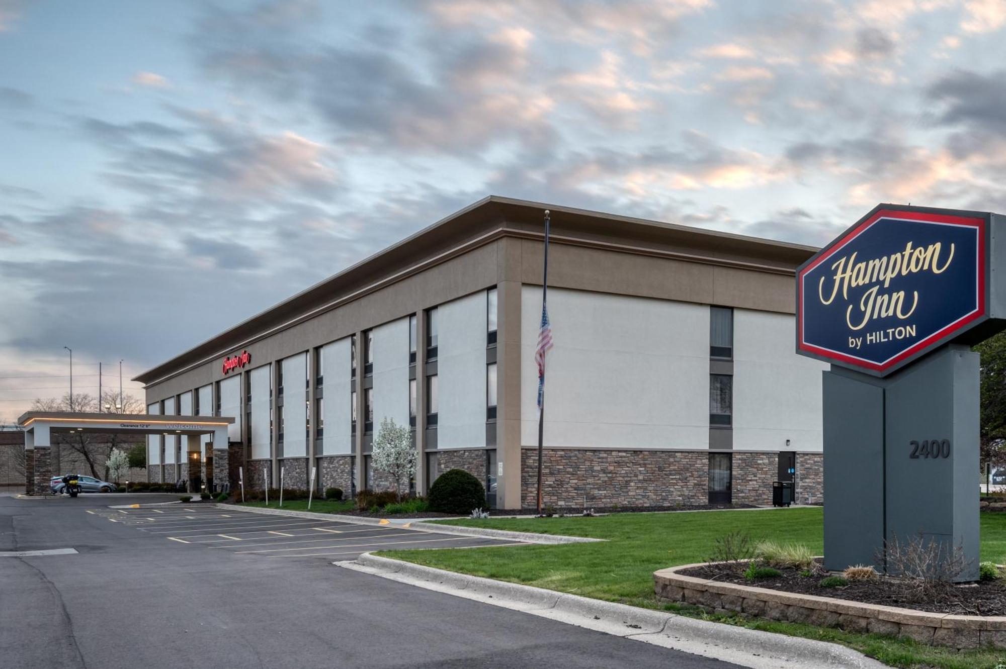 Hampton Inn Janesville Εξωτερικό φωτογραφία