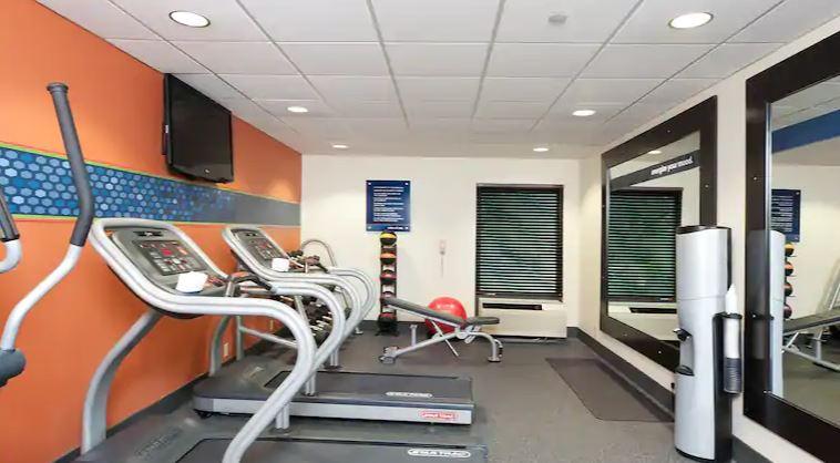 Hampton Inn Janesville Εξωτερικό φωτογραφία