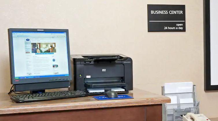 Hampton Inn Janesville Εξωτερικό φωτογραφία